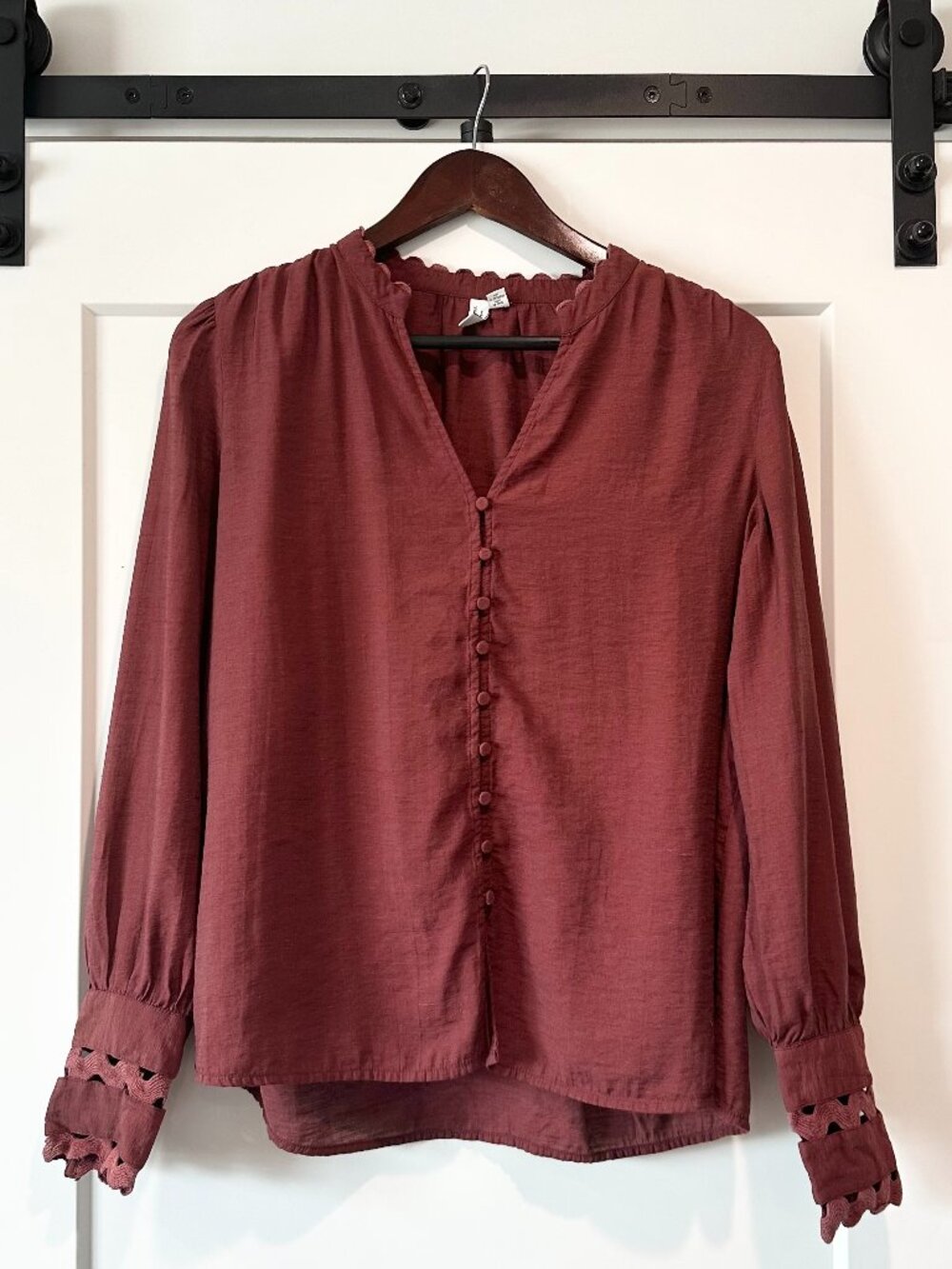 Vero Moda Burgundy Ruffle Button Blouse Puff Sleeve Size M